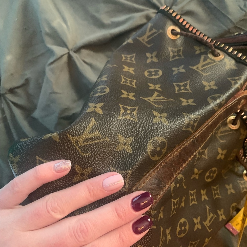 Louis Vuitton Brown Monogram Drawstring Shoulder Bag - Picture 11 of 16